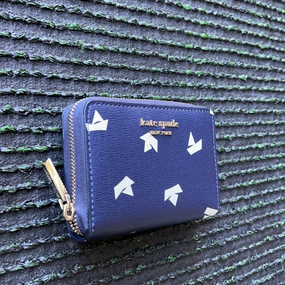 Kate Spade spencer paper boats zip cardholder - Picture 2 of 16